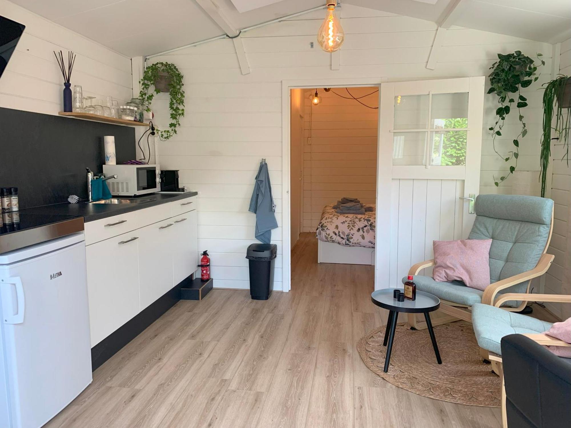 Tiny House Tussen De Grachten Apartamento Sneek Exterior foto